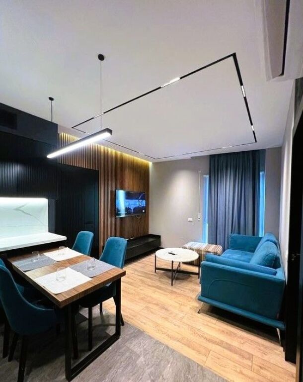 Apartament 2+1+post parkimi prane qendres, Rr. Barrikadave!