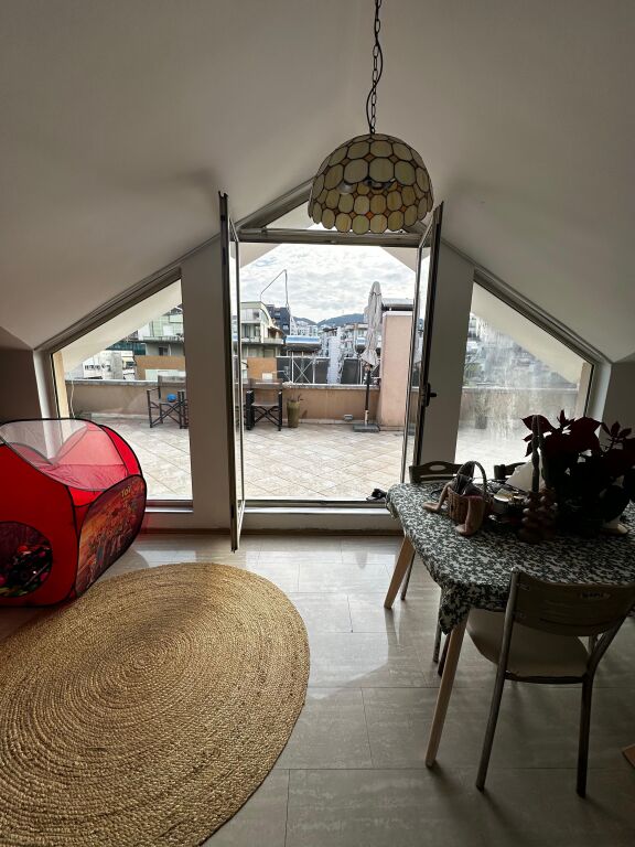 Apartament në shitje