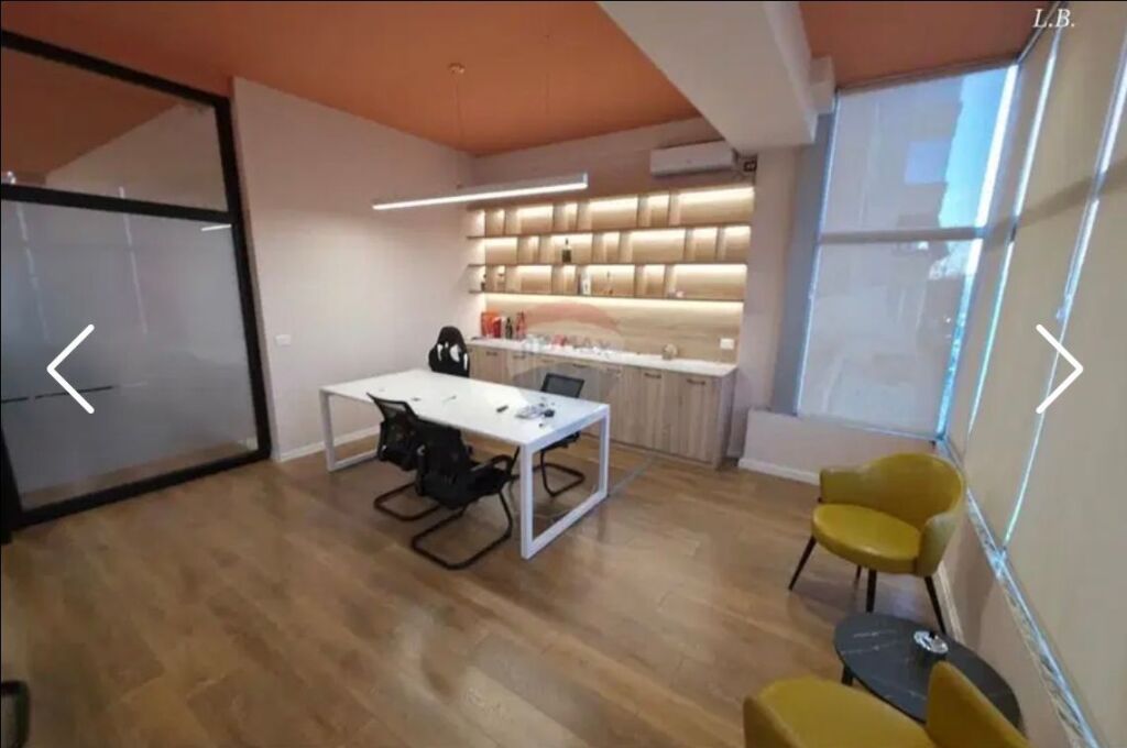 Jepet me Qira Zyrë 200 m² – Hyrje e Dedikuar!