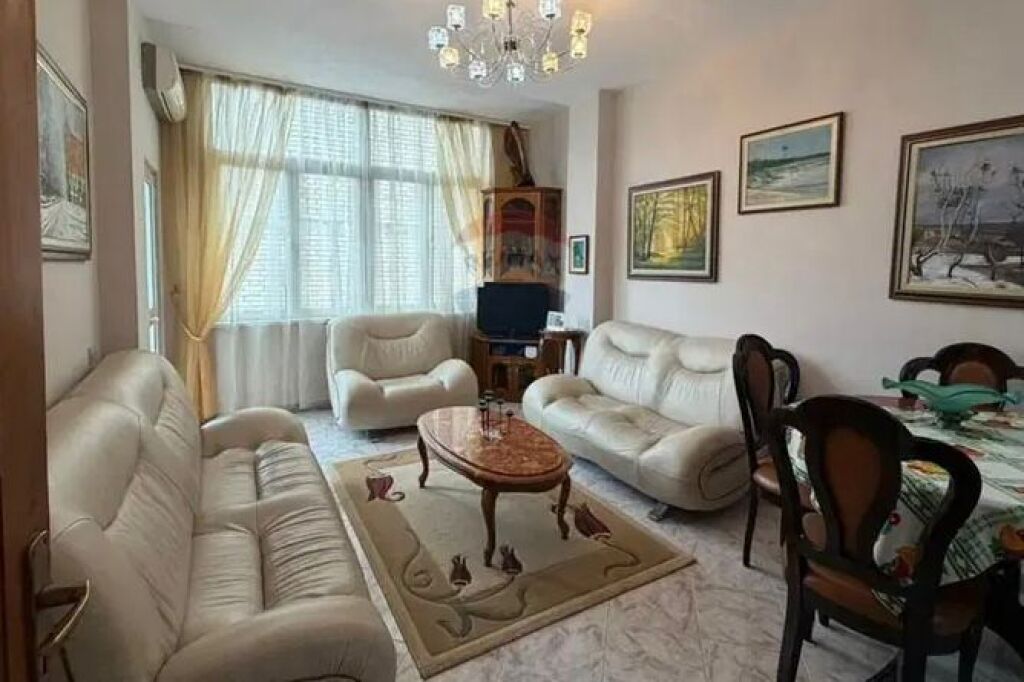 Apartament 3+1 për qira – Brryl!