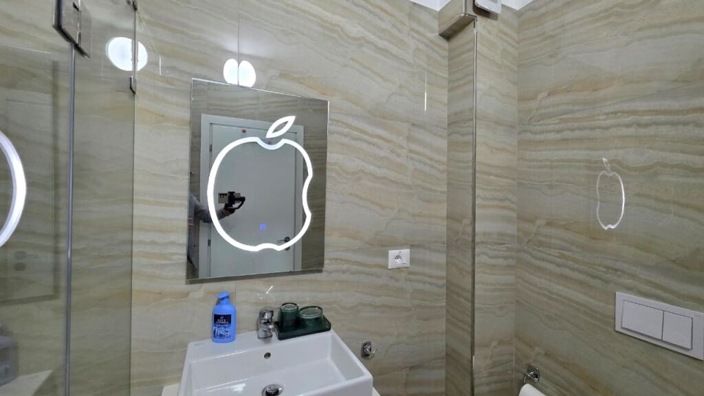 🏡 Apartament Modern me Qira në Lungomare, Vlorë