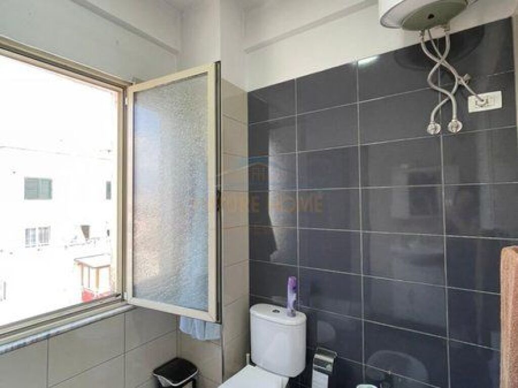 For sale, Apartment 1+1, Kamza Junction, Tirana.