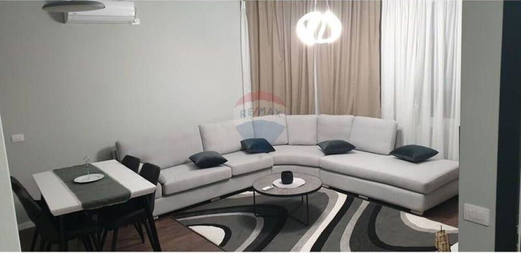 Apart me qira1+1 kati pare vile!
