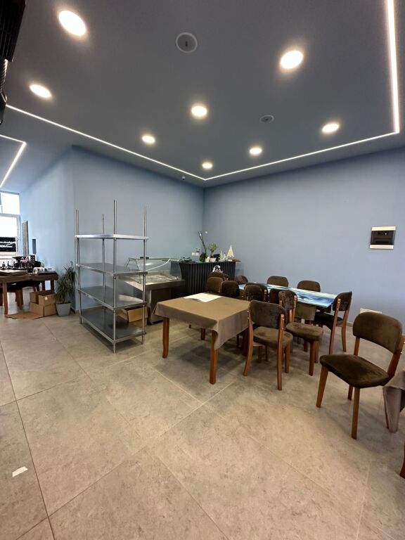 Ambient biznesi me qera