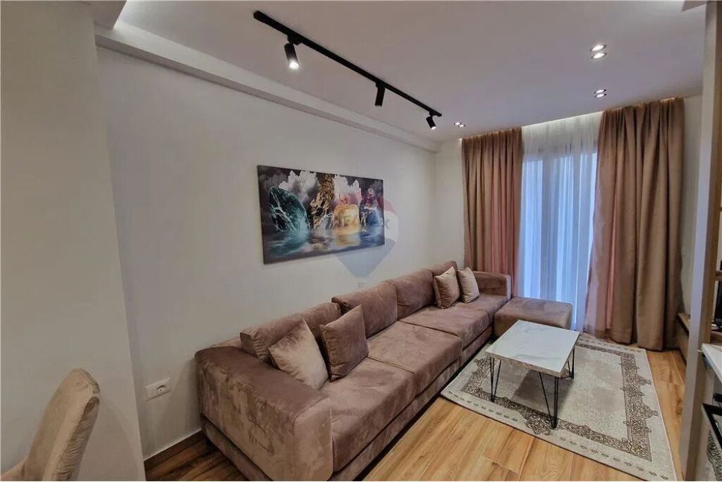 🏡 Apartament 2+1 me Qira në Skele, Vlorë