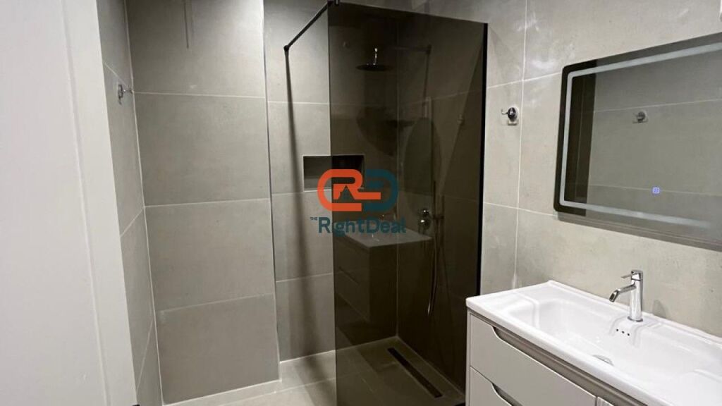 Tek Stacioni Trenit, Shiten 3 Garsoniere, Mundesi Ideale Investimi !!