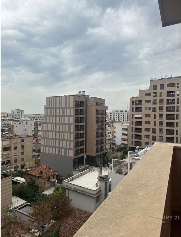 Apartment 1+1 for Rent at Galeria, Barrikadave Street. The apartment is located on the 6th floor of a new building, equipped with an elevator, security cameras. The apartment is organized into a living room + kitchen, one bedroom, one bathroom, and a balcony. For a property visit contact me. The price of the apartment is 70,000 ALL per month. Couples preferred. Contact me for a visit!