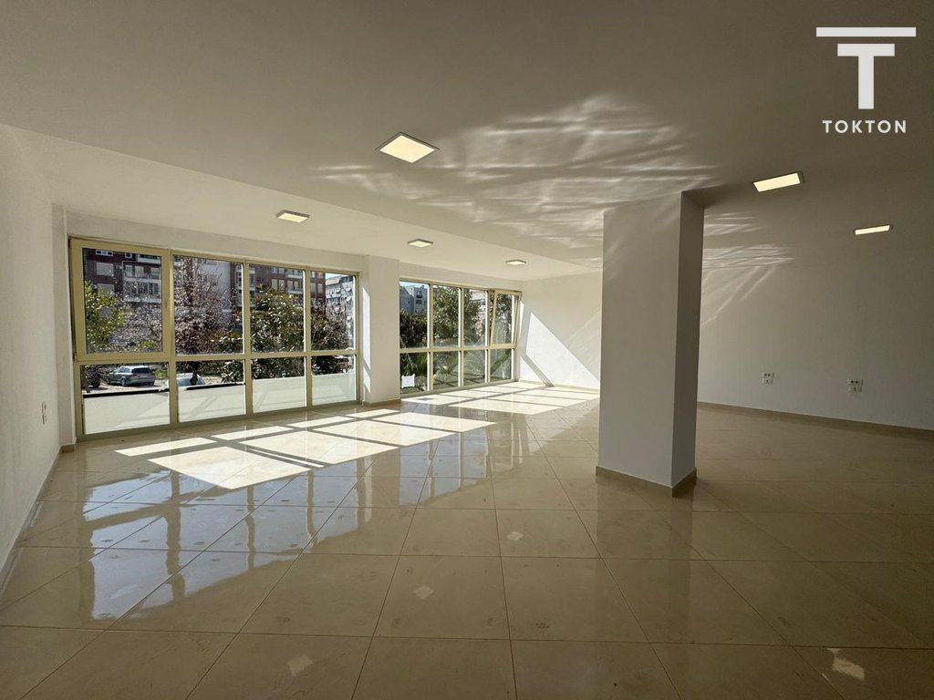 Jepet me Qira Ambient Biznesi – Rruga Jordan Misja, Tiranë