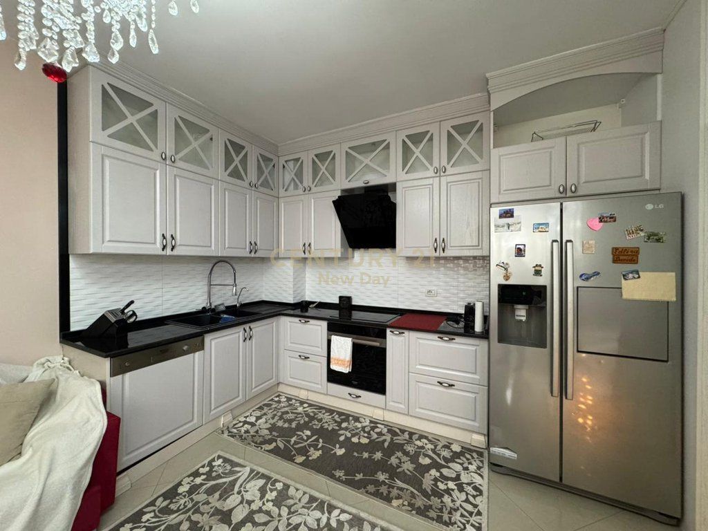 Apartament 2+1+2T Me Qira te Ish Rajoni Durrës - 600€ | 86 m²