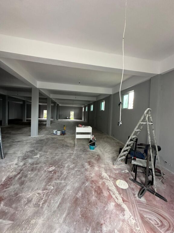 JEPET ME QERA AMBIENT BIZNESI PRANE SPITALI, DURRES