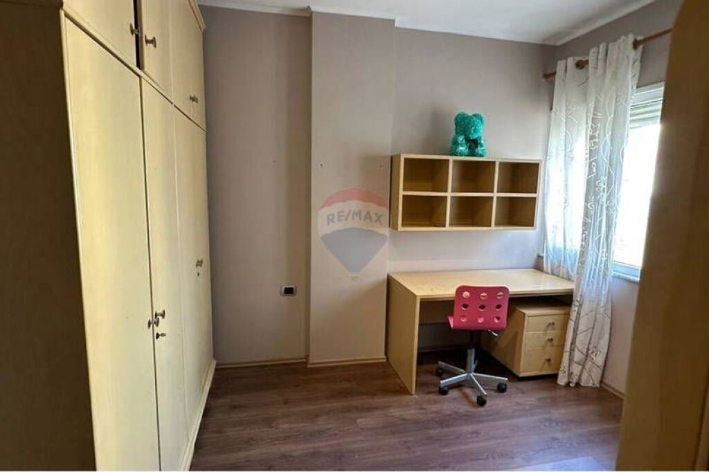 Apartament me qira 3+1