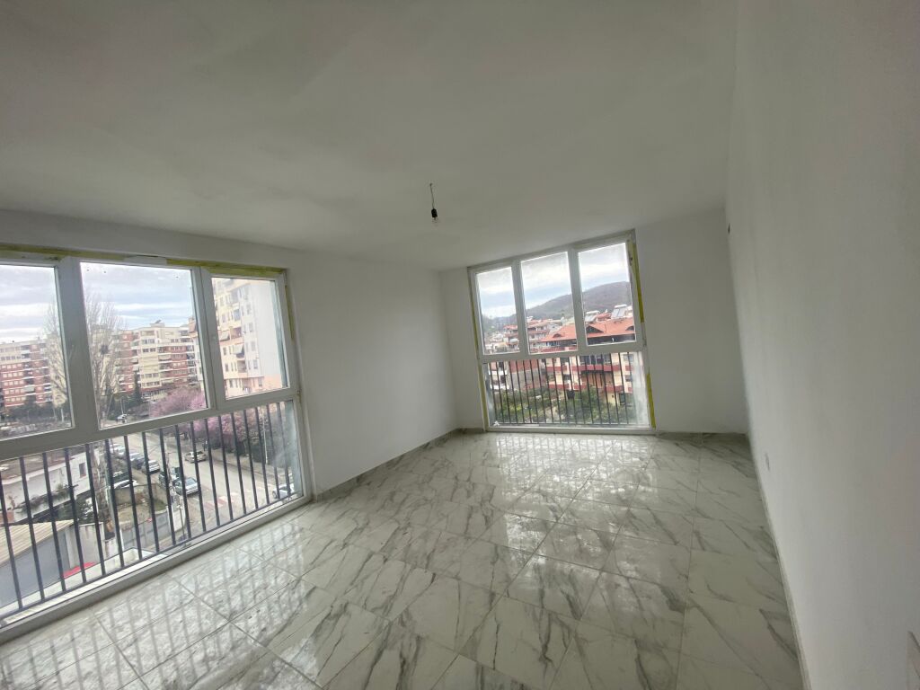 Apartament 2+1 per shitje Yzberisht !