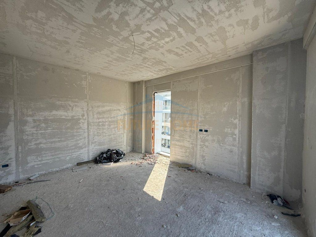 In vendita, Appartamento 2+1, Porcelan, Tirana