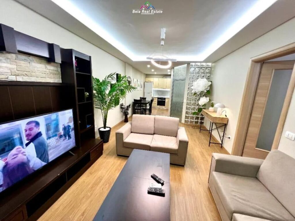 Apartament Me Qera 1+1 prane Maternitetit te Ri (ID B2101032) Tirane