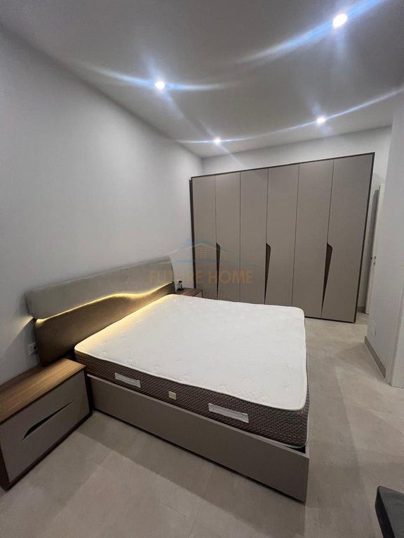 Qera, Apartament 2+1+2+Post Parkimi, Ish Dogana, Tiranë.