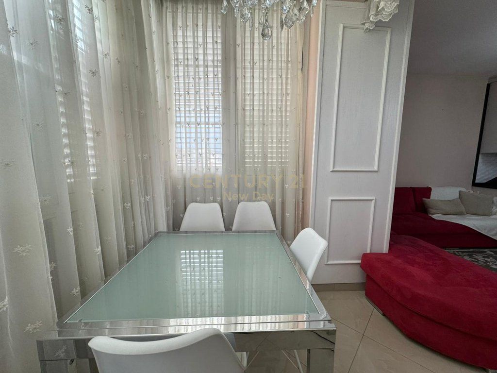 Apartament 2+1+2 Për Shitje te Ish Rajoni I Policisë, Durrës - 145,000€ | 86 m²