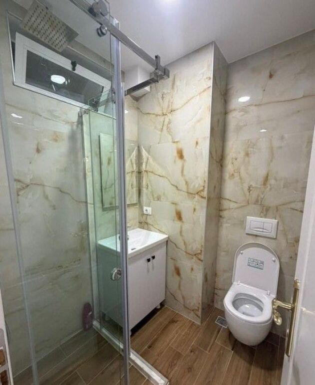 APPARTAMENTO 2+1+2 IN AFFITTO PIAZZA WILLSON, VICINO ALL'UFFICIO POSTALE N. 8!!