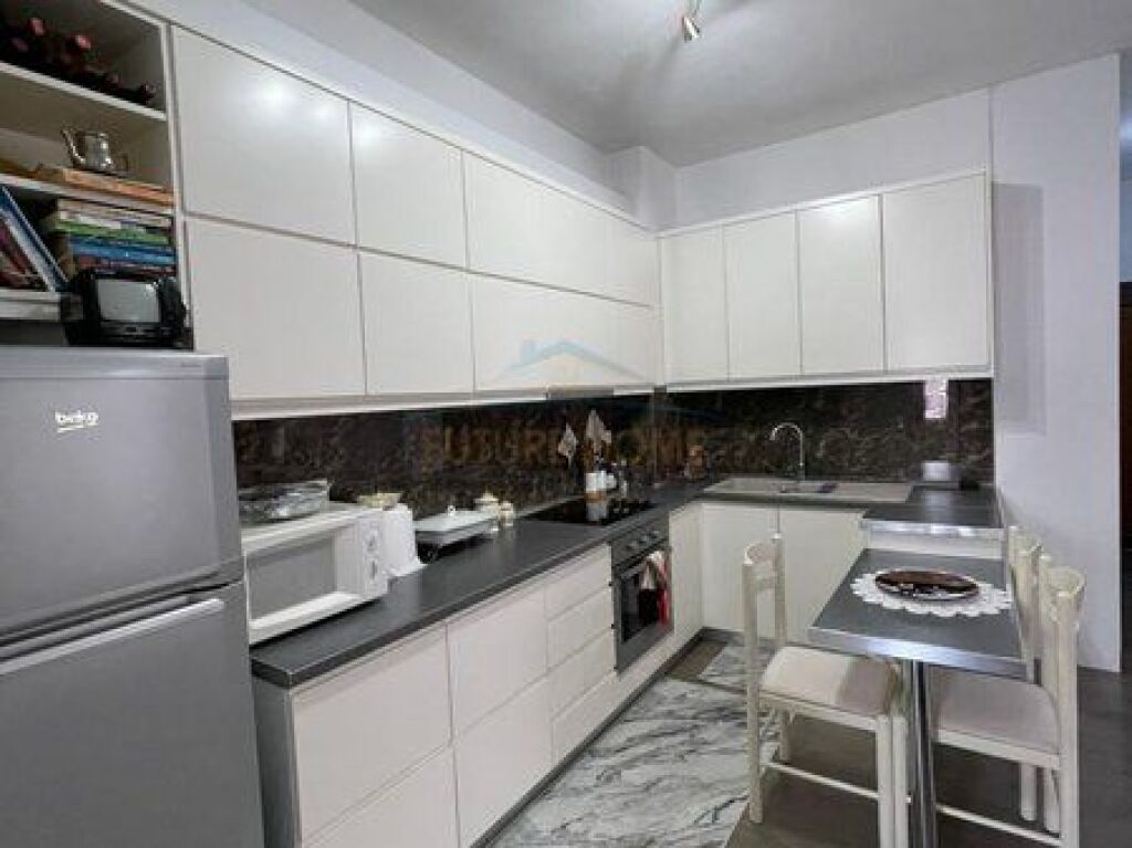 For sale, Apartment 1+1, Kamza Junction, Tirana.