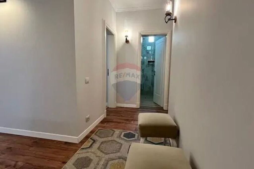 Apartament 3+1 per qira, prane Eleonores!