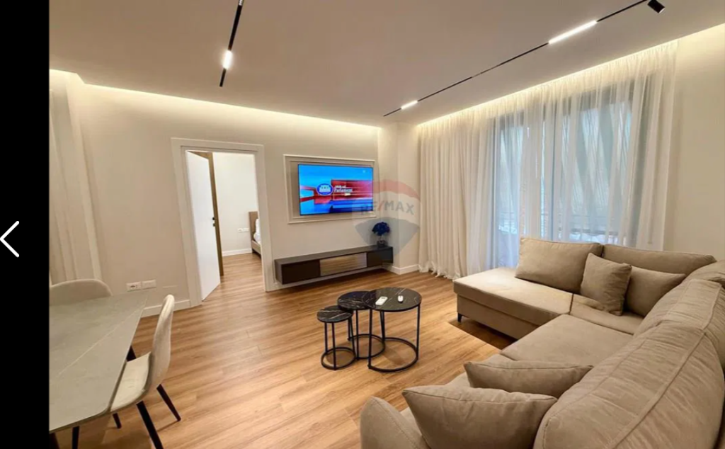 Apartament per qera 2+1+2 tek Rruga Hoxha Tahsim