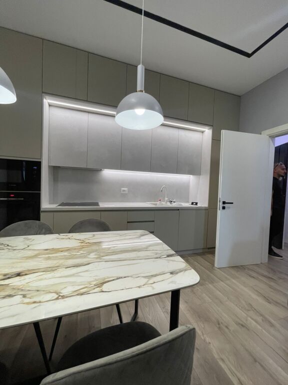 🏙️ Appartamento 1+1 Square 21 Rruga e Kavajes in Affitto