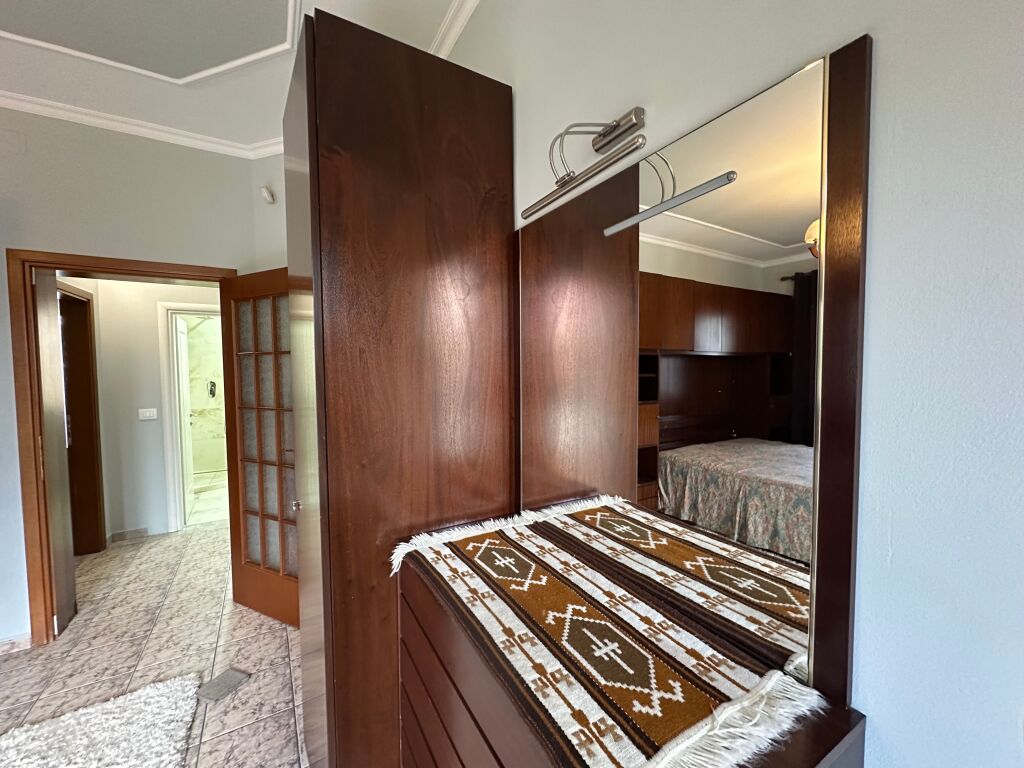 Vile Private me Qira Ali Dem