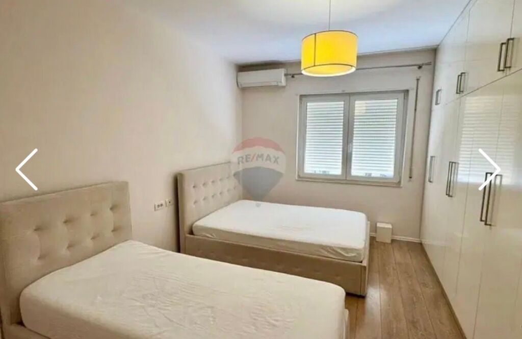 Apartament 2+1 + Parkim per shitje