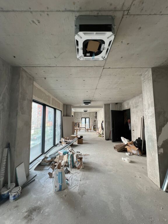 Ambient zyre për qera