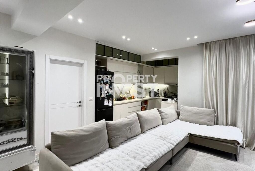 Appartamento 2+1+2 in vendita vicino allo Stadio Dinamo