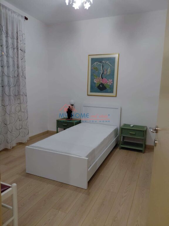 Duplex me Qira te Ali Demi Tirane