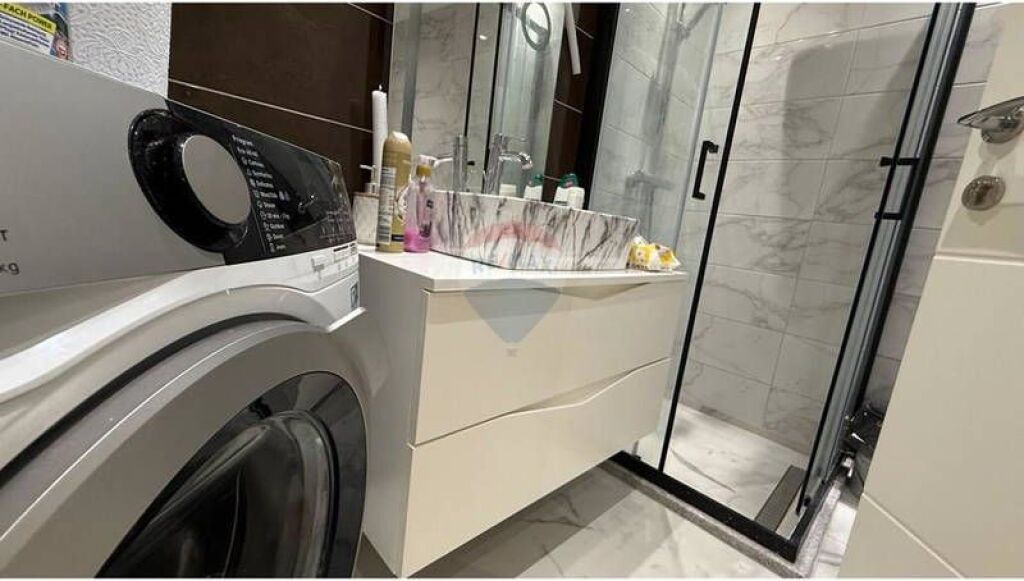 Apartament 2+1 Luks me qira te Inxh Ndertimit