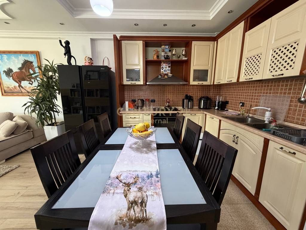 Apartment 2+2 For Sale in Parliament, Tirana - 260000€ | 100 m²