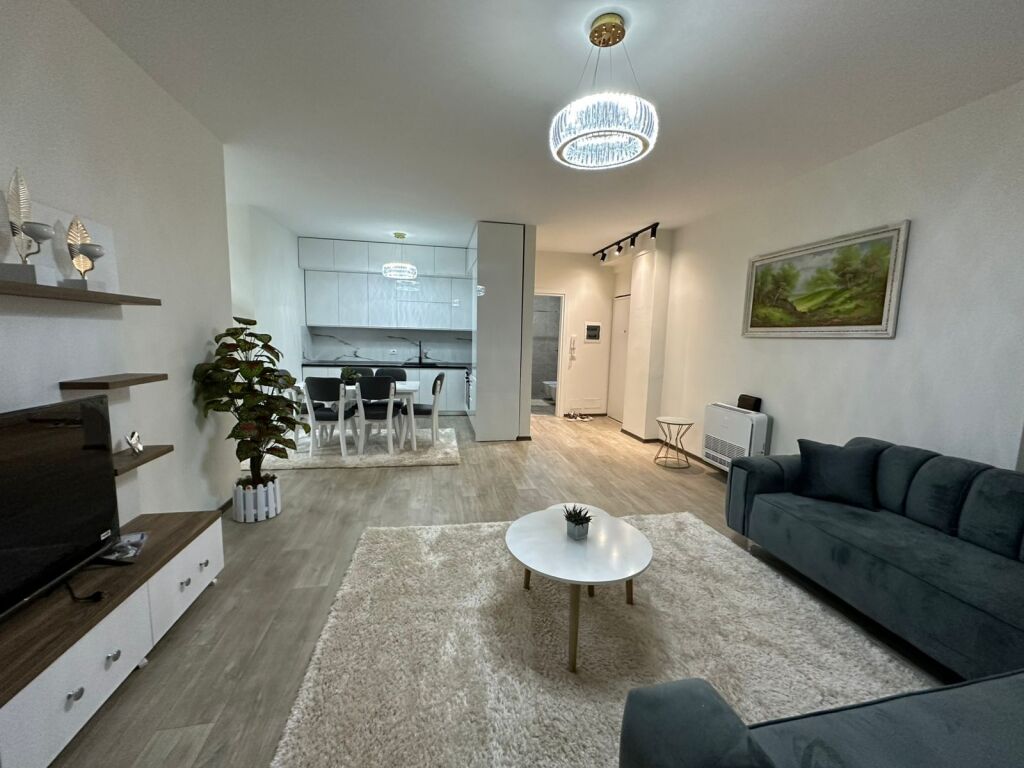 Jepet Apartament 2+1+2 me Qira Tek Liqeni i Thate , Kompleksi Fz !