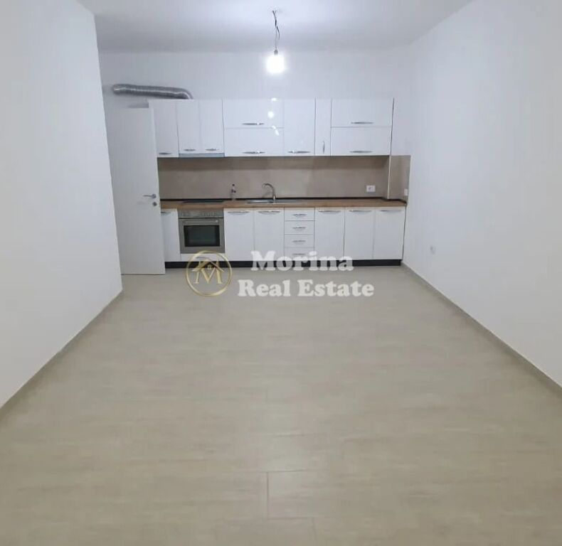 Qera | Apartament 2 + 1 | Shkoze | 500 €/muaj
