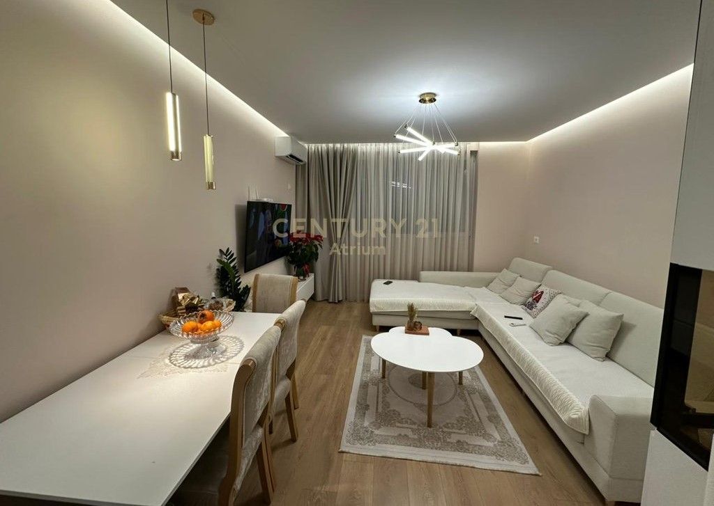 Apartament 1+1 Ne Shkozë