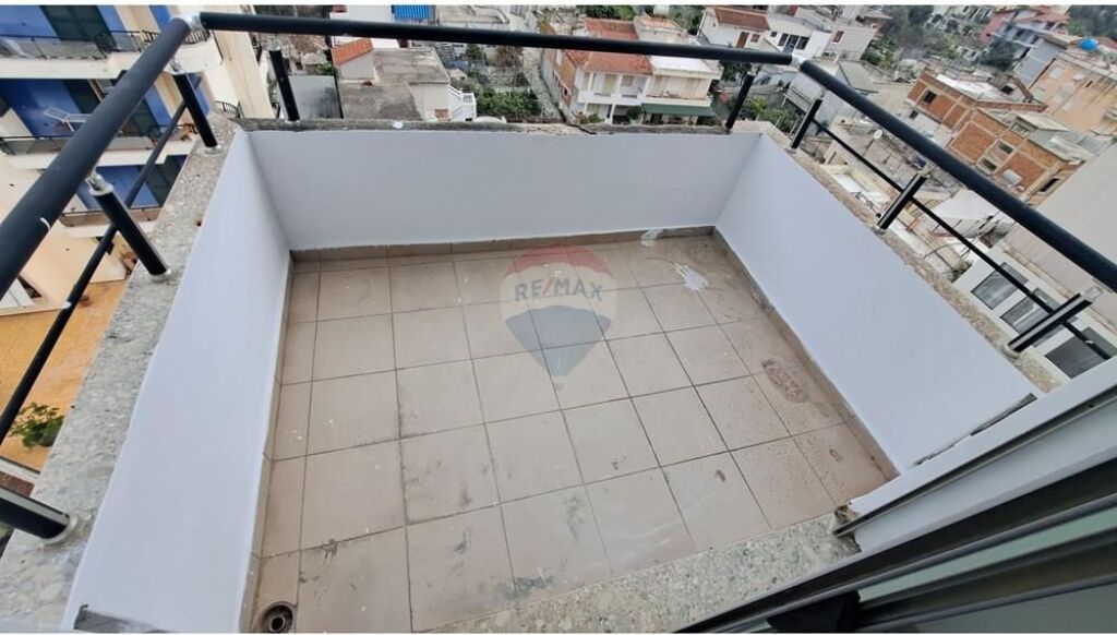 Apartament 1+1 ne shitje,ne Bulevard,Ismail Qemali,Vlore