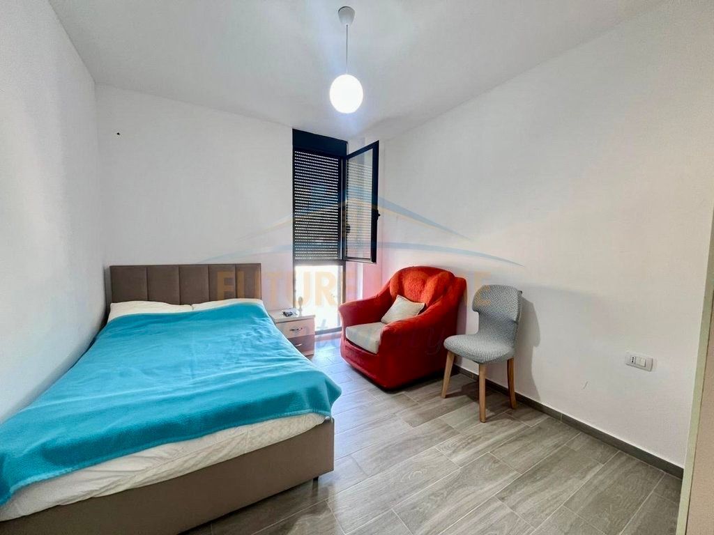 Rent,3+1 5 May street