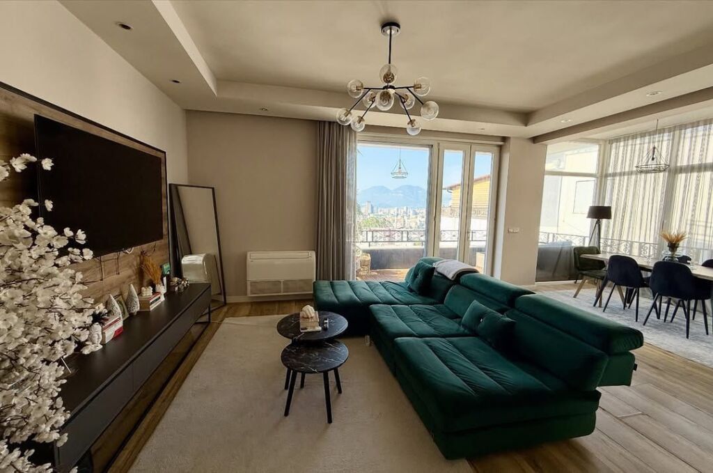 Vendesi in vendita Appartamento 2+1 di lusso📍Giardino Botanico