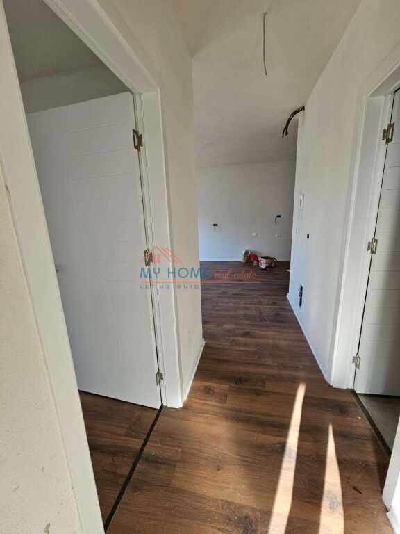 Apartament 2+1 ne Shitje Porcelan ne Tirane