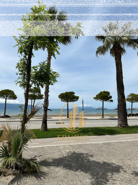 AFFITTASI Appartamento 1+1 a Lungomare, Vlorë