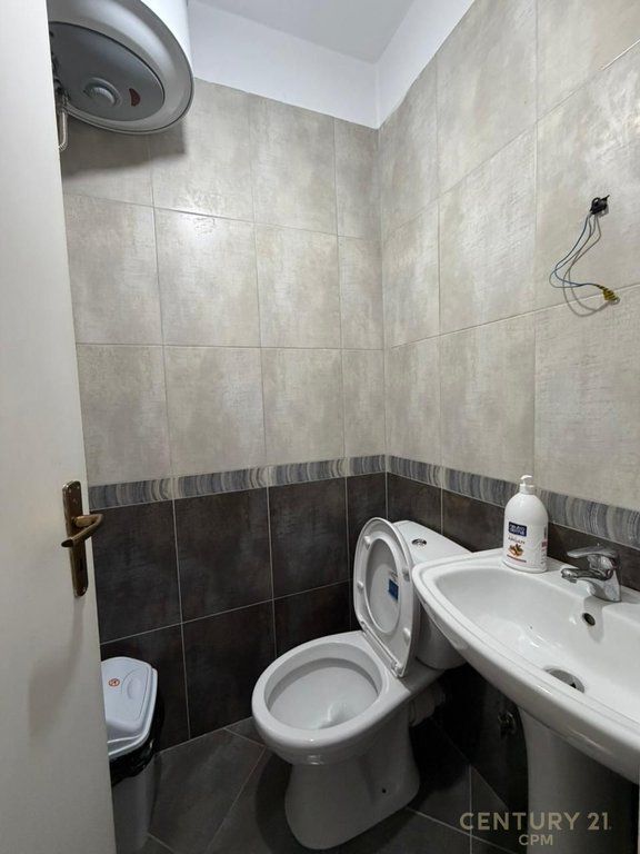 ZYRE PER QIRA TEK PAZARI I RI!