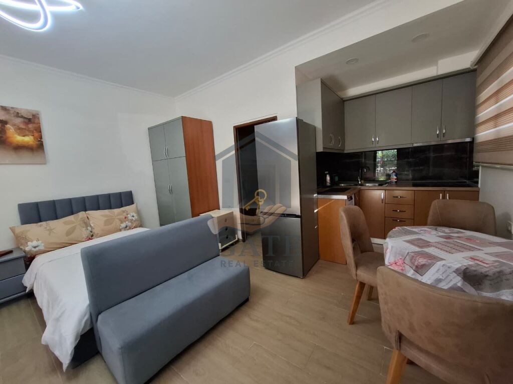 Jepet me qira garsoniere – Plazh Iliria, Durrës