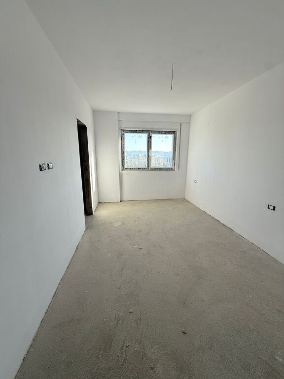 🏢 Apartament 2+1+2 për Shitje – Residenca Platinium 1, Paskuqan