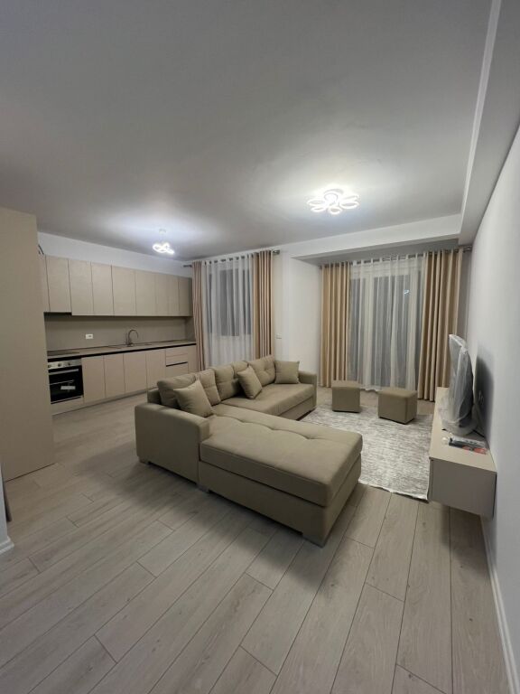 For rent 2+1 at River Residence, Unaza e Re
