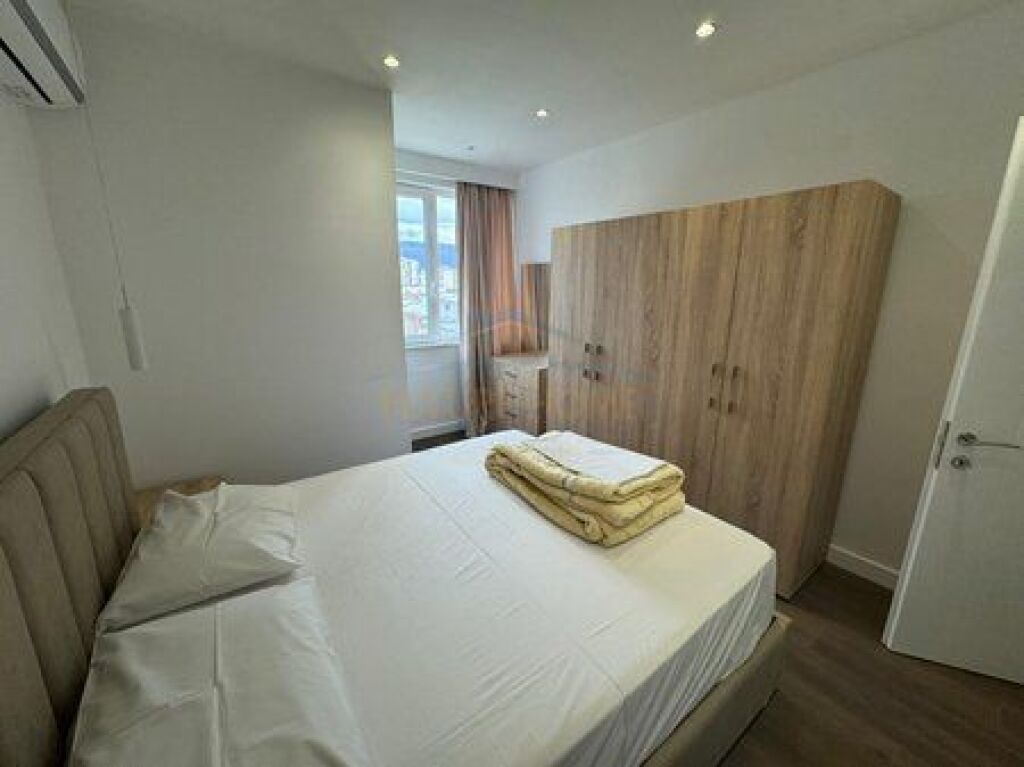 Qera, Apartament 2+1, Rruga Mine Peza, Tirane.