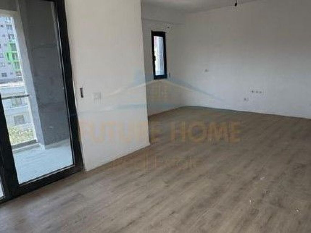 Shitet, Apartament 2+1+2, Oasis Residence, Unaza e Re