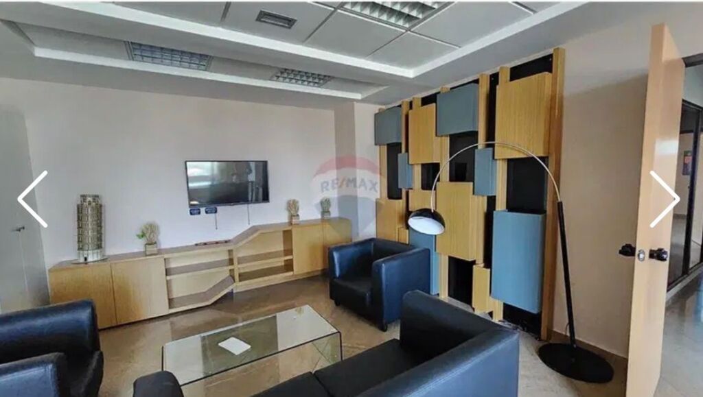 Office space for rent at the 2 Towers