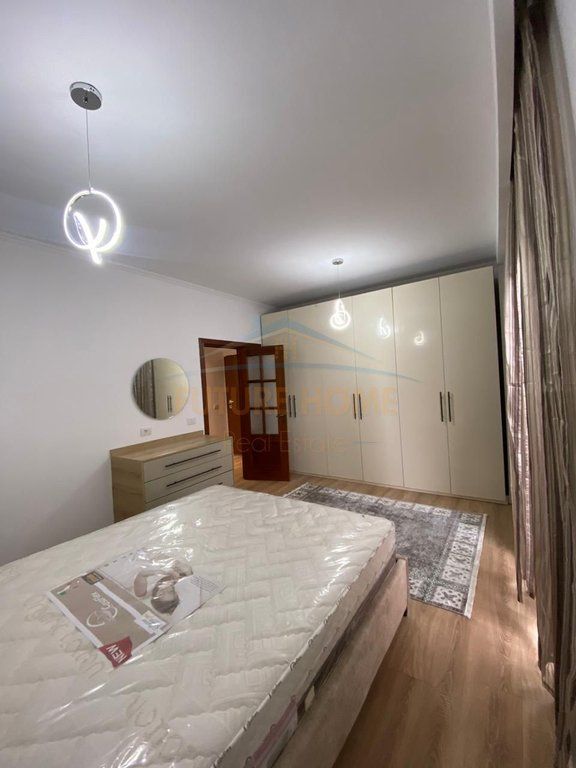 Qira Apartament 1+1, Galeria, Rruga e Barrikadave​