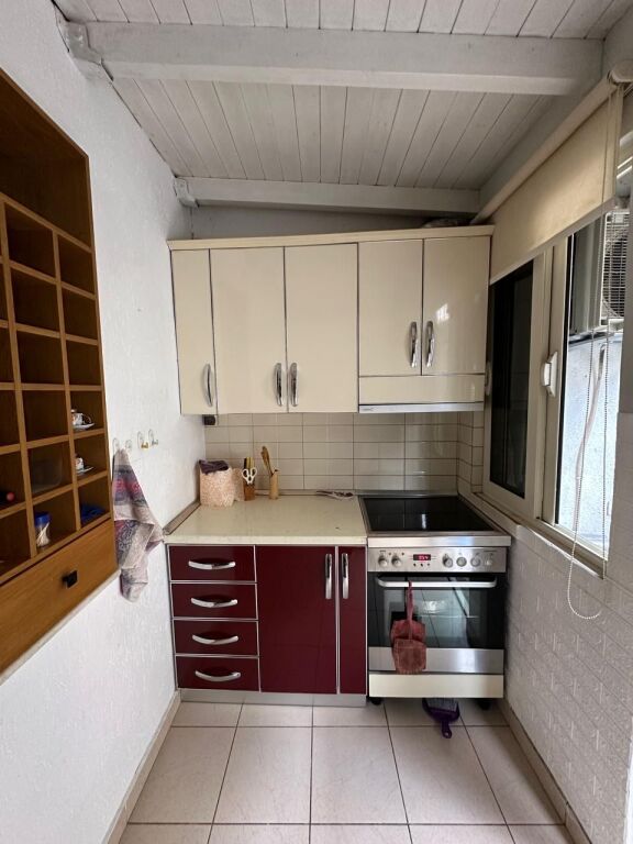 FOR RENT 2+1 APARTMENT NEAR THE UNITED SCHOOL