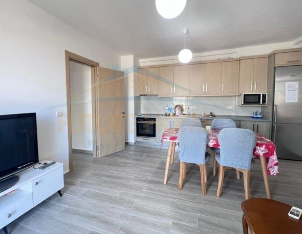 Rent, Apartment 3+1+2, 5 Maji Street, Tirana.